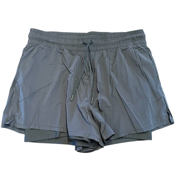 Spyder Women’s black athletic shorts with built in bikers  Size XL - Picture 1 of 5